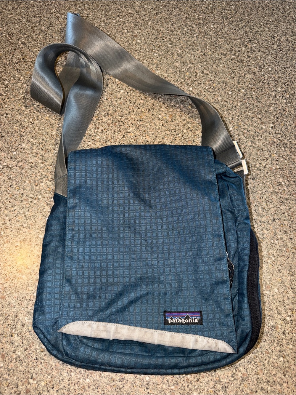 Patagonia Single shot Messenger bag vintage